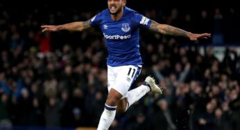 Walcott Kritik PSG: Kurang Tajam di Depan Gawang Arsenal