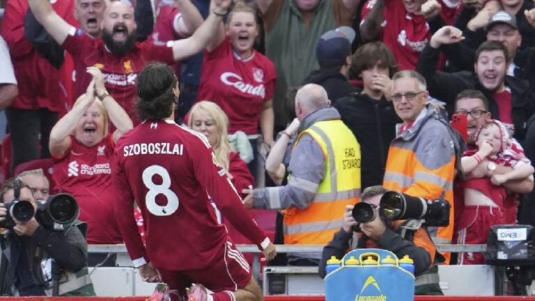 Dominik Szoboszlai Bersinar Saat Liverpool Taklukkan Aston Villa di Anfield