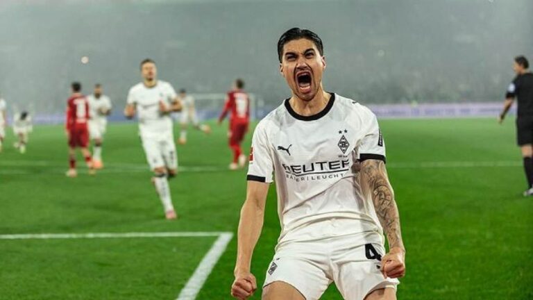 Kevin Diks Cetak Gol Bersejarah, Borussia Monchengladbach Bungkam Koln 3-1