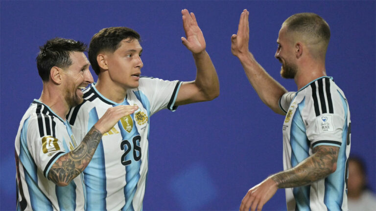 Alexis Mac Allister Akui Menyamai Lionel Messi Adalah Hal yang Hampir Mustahil